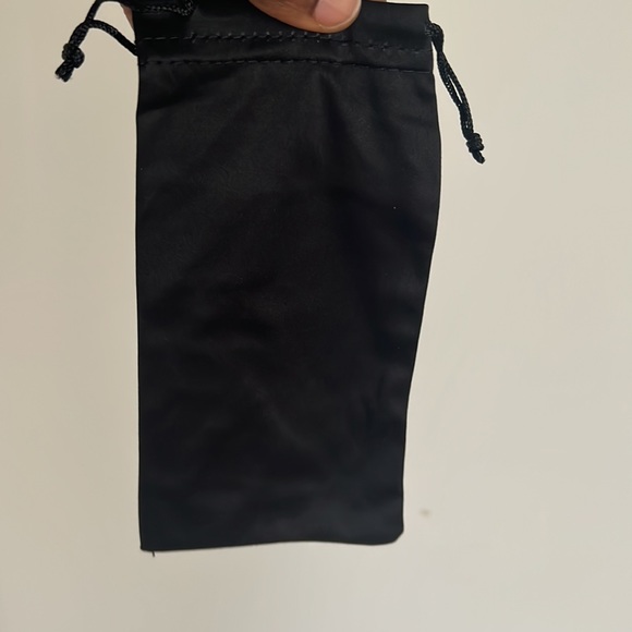 Pack of seven soft glasses case - Picture 2 of 3